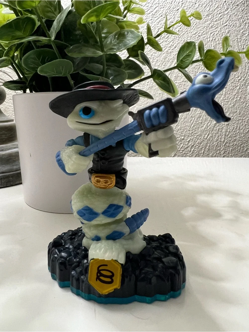 Skylanders SWAP Force Quick Draw Rattle Shake Swap-able Figure Glow in the Dark